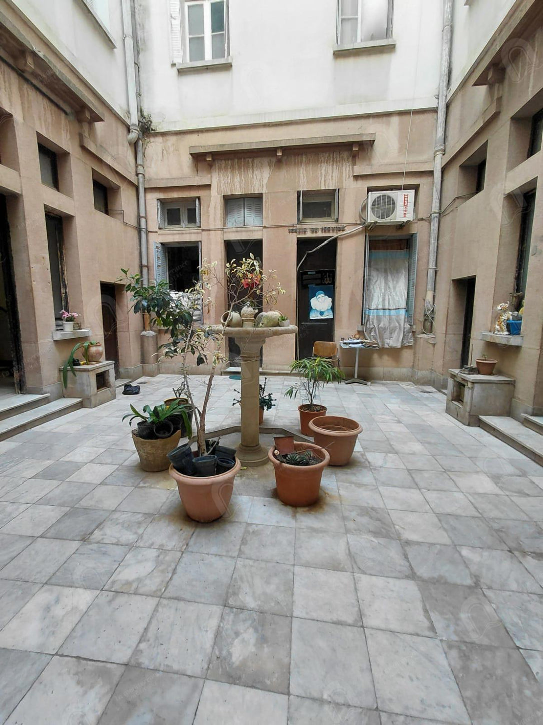 A louer appartement s2 au centre ville Tunis