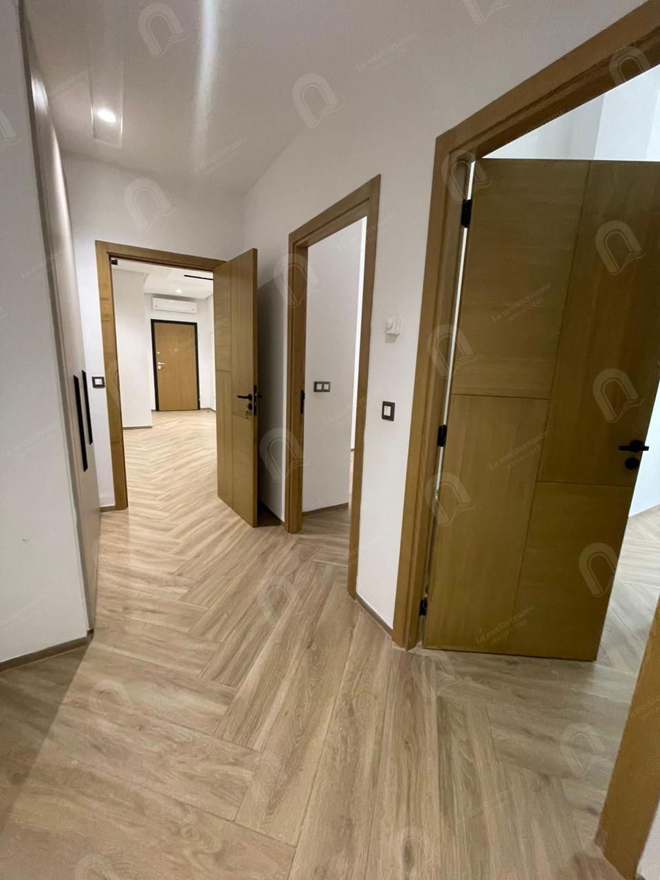 A louer un appartement s+2 à jardin d'el menzah 2