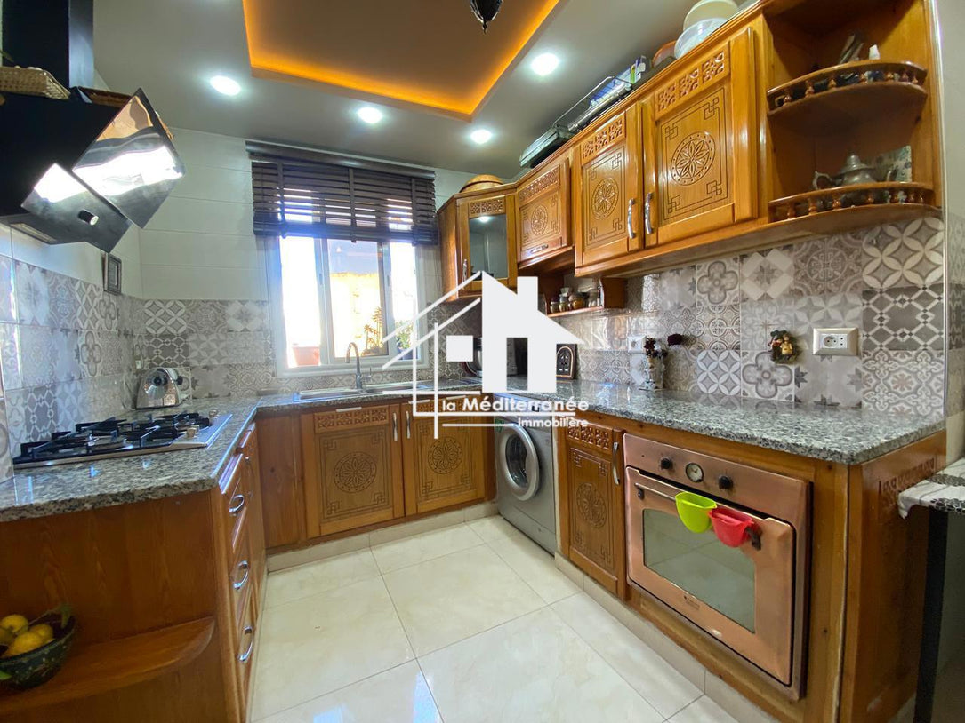 Appartement S+3 à vendre à El Menzah 9B