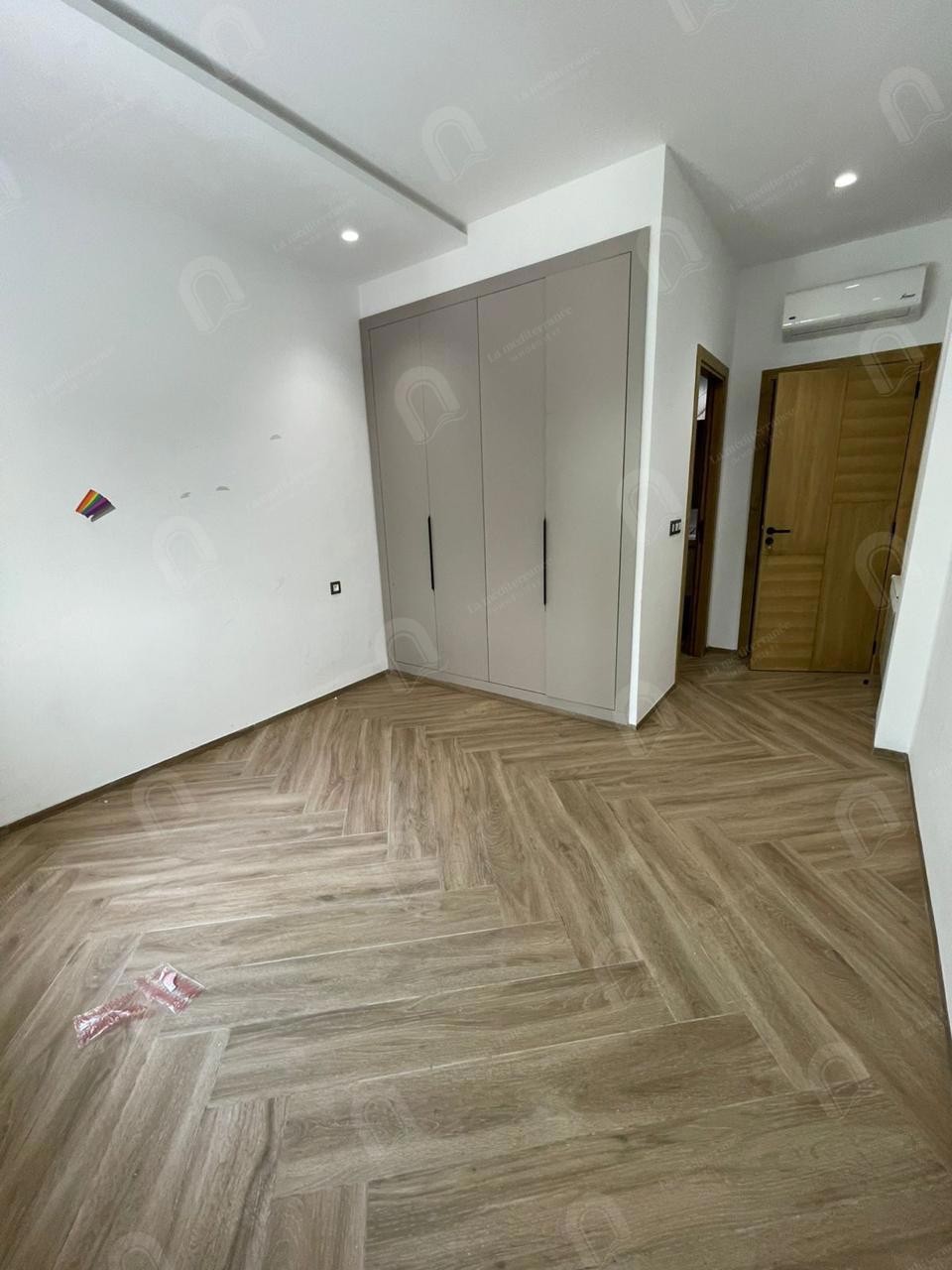 A louer un appartement s+2 à jardin d'el menzah 2