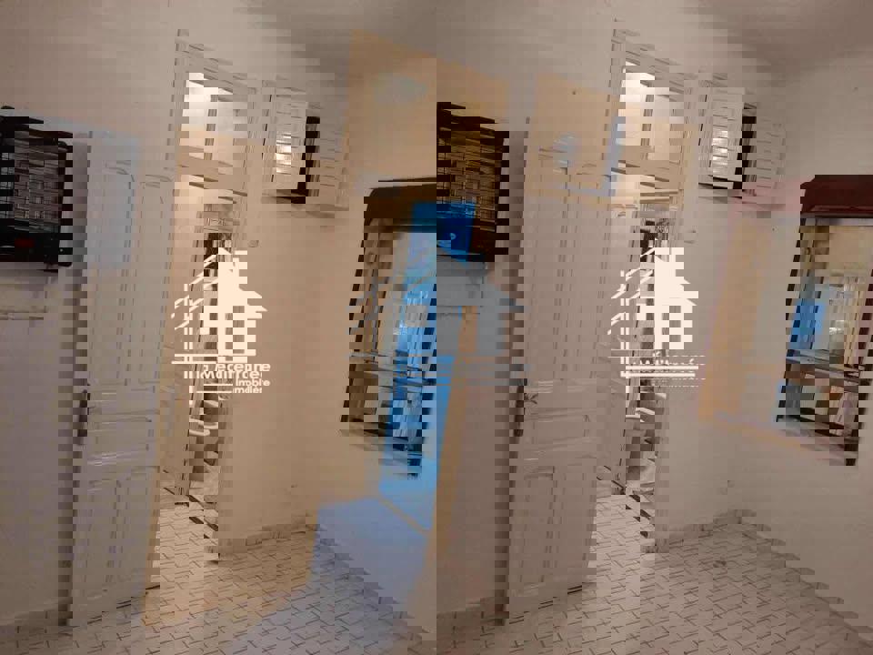 A louer appartement s+2 Moncef bey