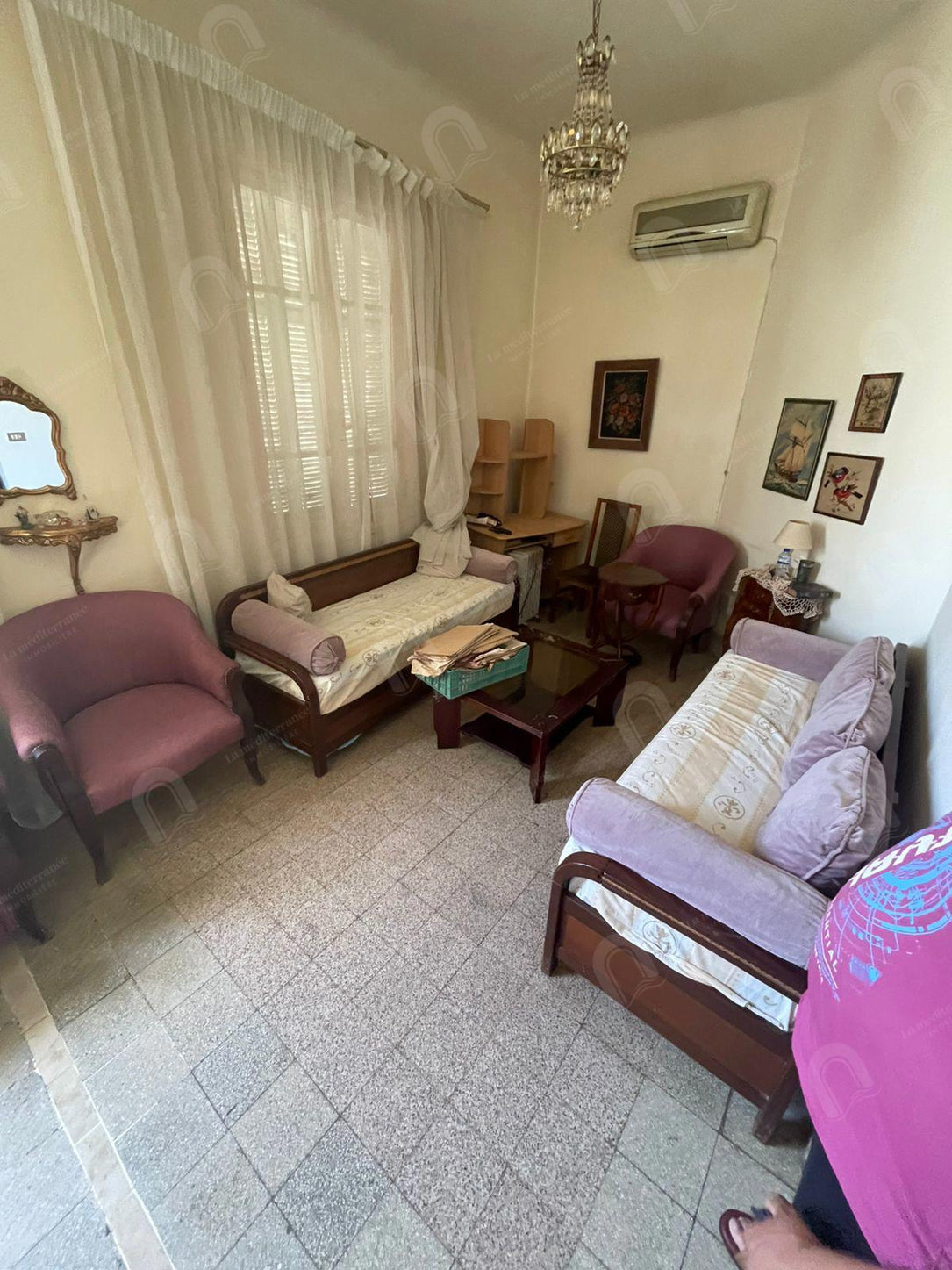 A vendre une villa 2S+1 indépendante  au bardo centre