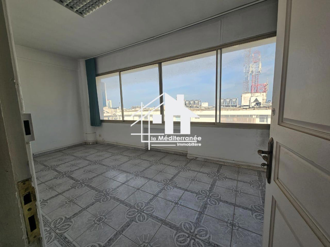 A louer bureau H+3 au centre ville Tunis