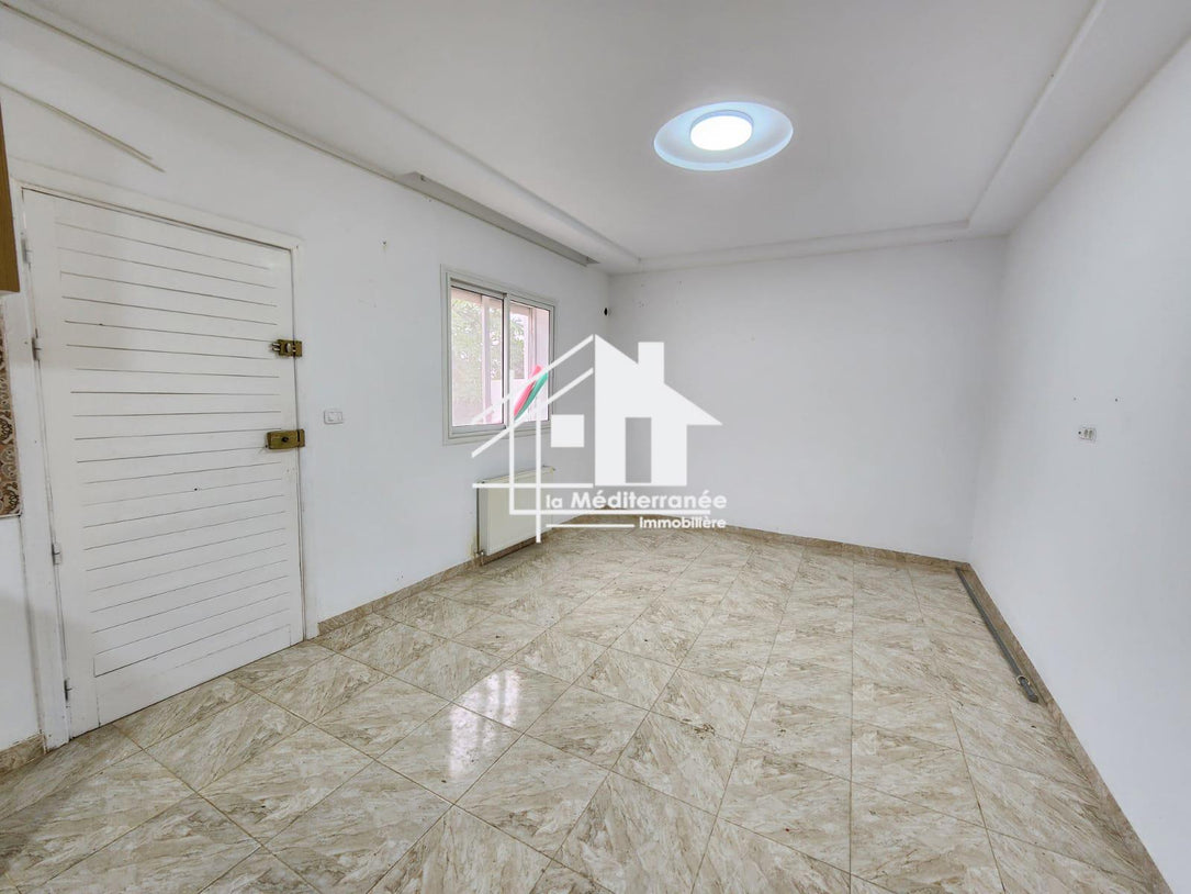A louer villa S4 à la soukra
