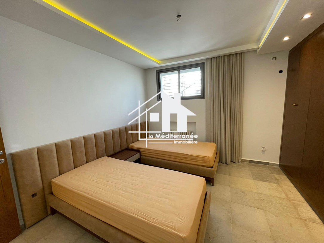 Une villa S+4 à Gammarth