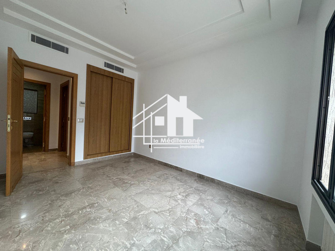Appartement S+3 aux jardins de carthage