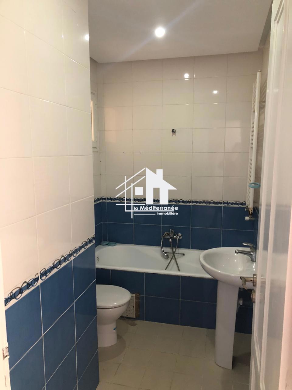 A louer un appartement s+2 à jardin d'el menzah 2