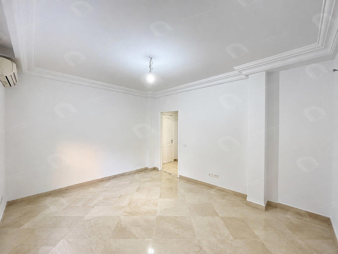 À louer Etage de villa au rdc à Jardin de l'Aouina
