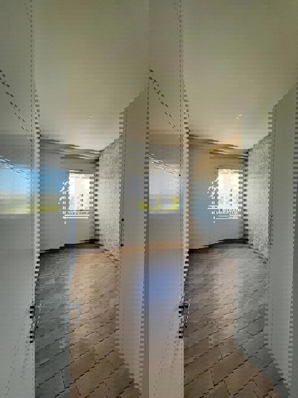 A louer appartement S+2 à la Soukra