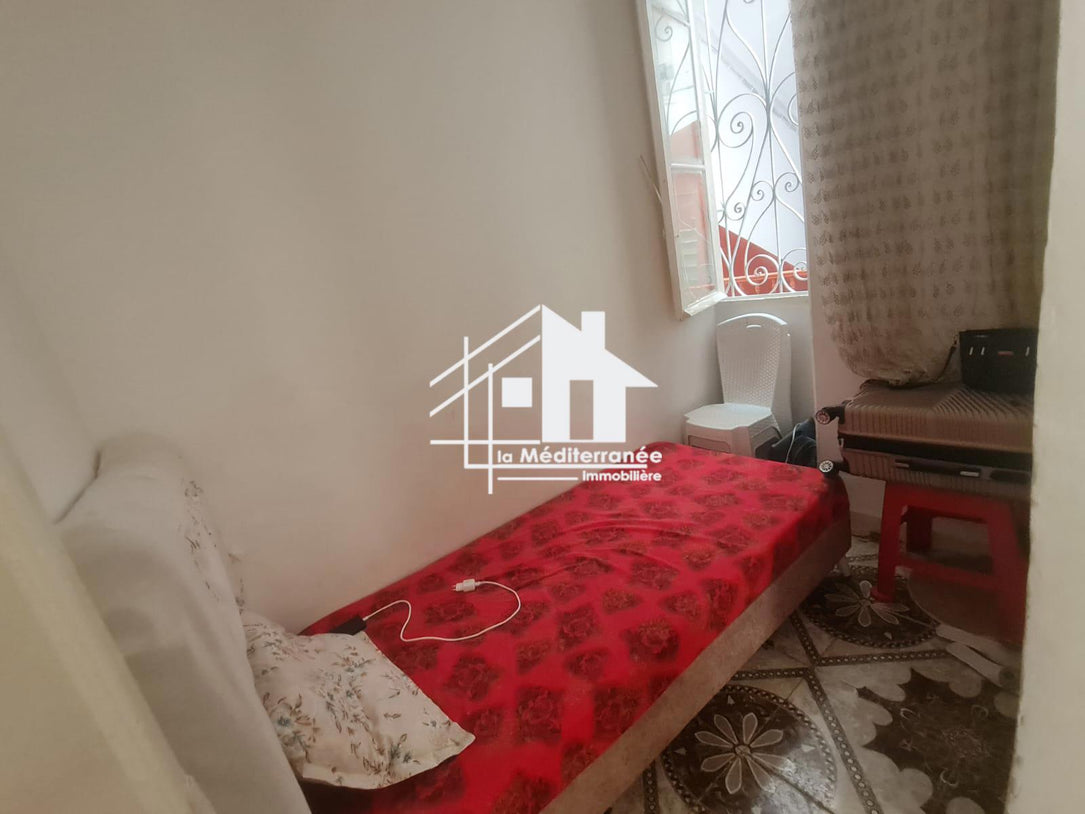 A vendre appartement s2 au Centre ville Tunis