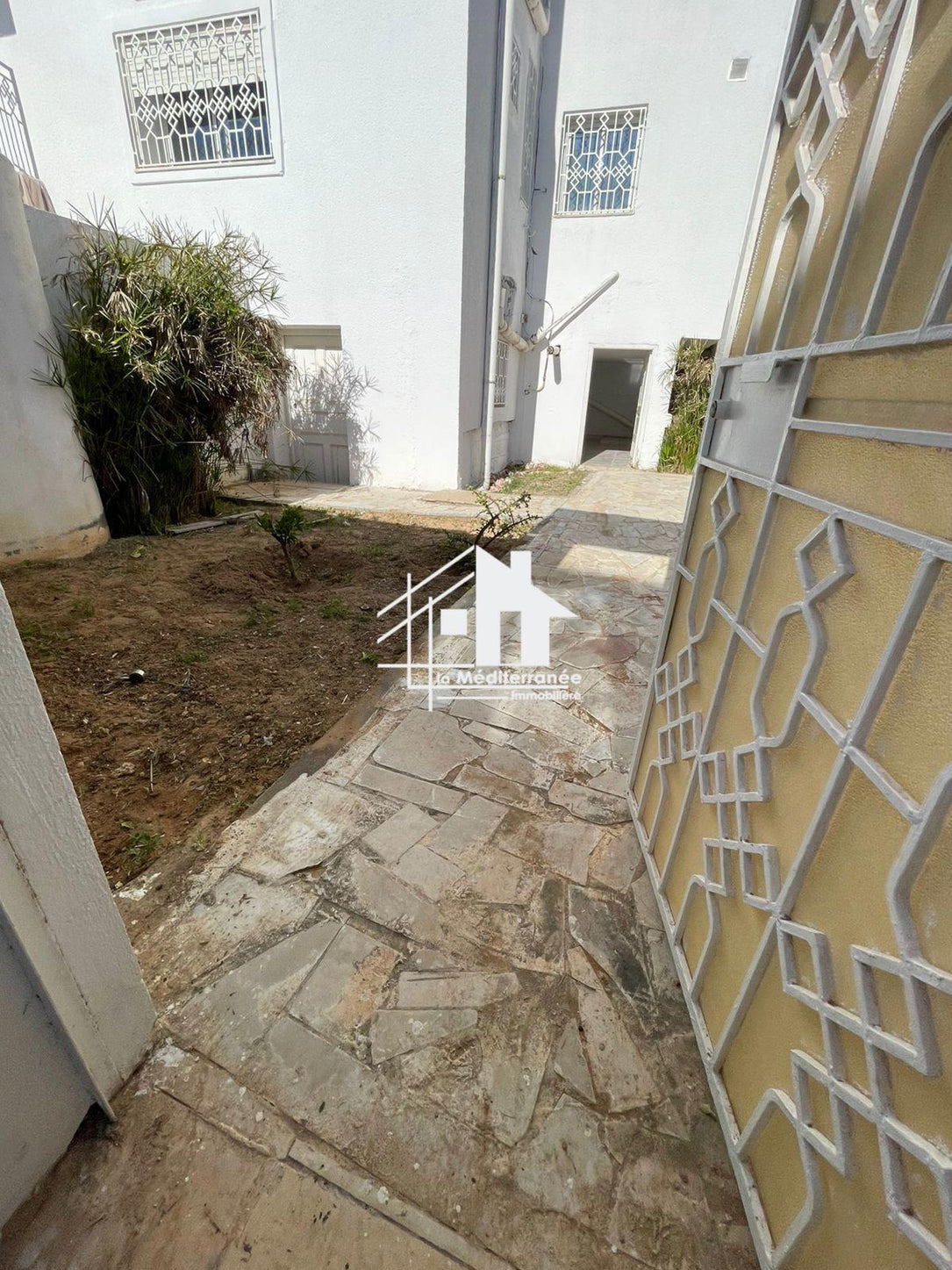 A louer S+1 a ennaser 2