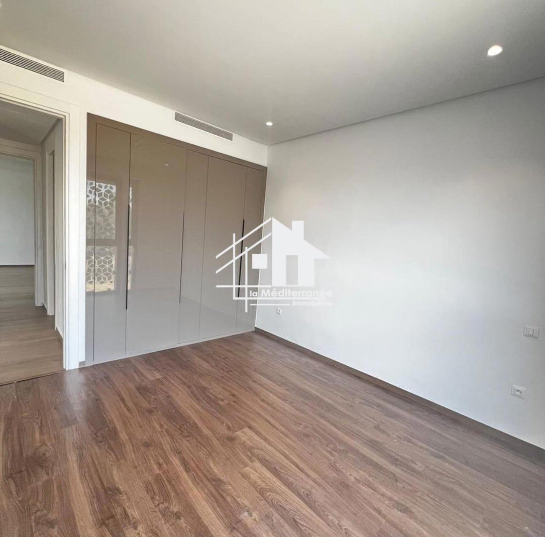 A louer un appartement s+3 aux jardins de Carthage