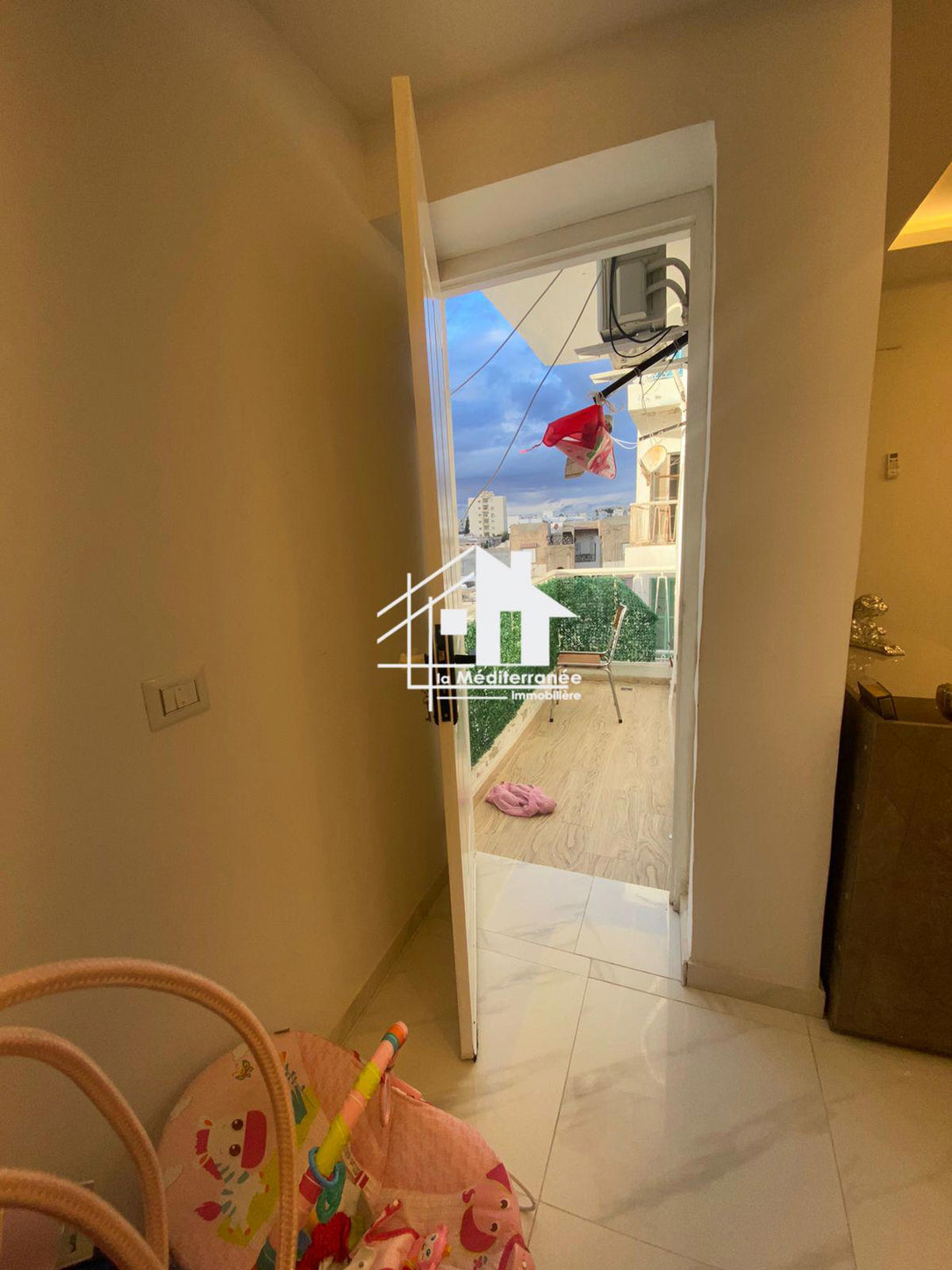 A vendre appartement S+3 hst au bardo 2