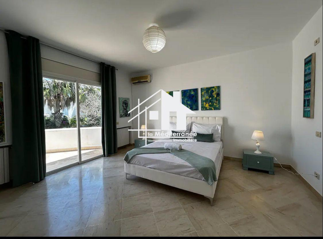 A louer Villa S+5 à la Marsa