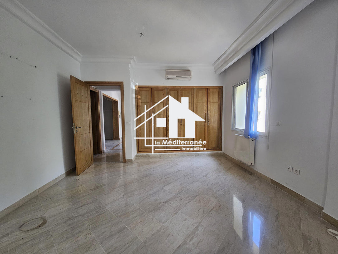 Appartement S+1 au Lac 2