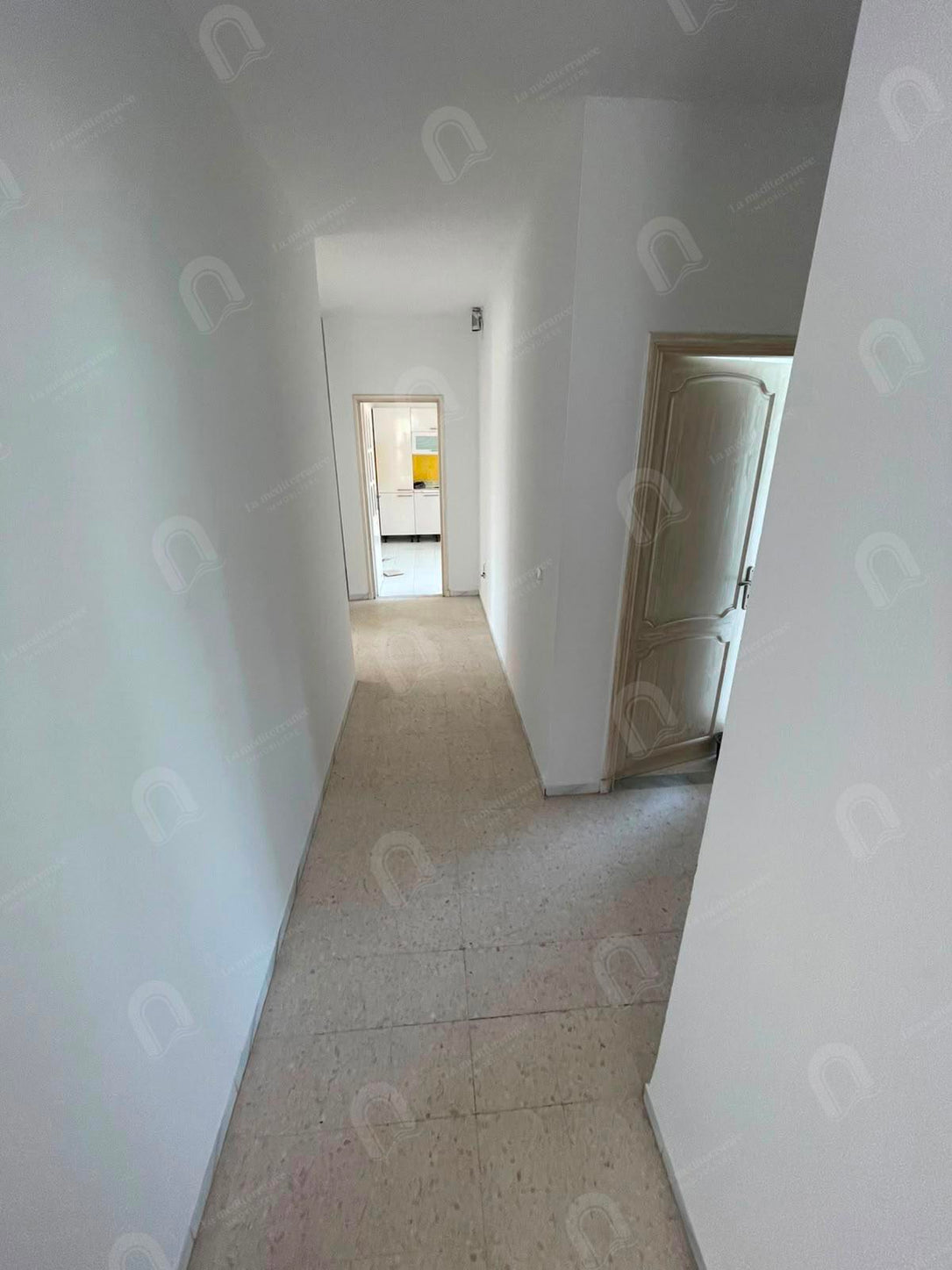 A louer étage de villa s+3 à cité haras bardo