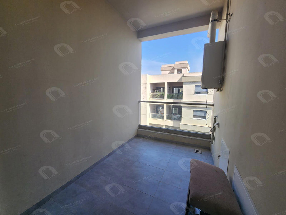 A vendre S+1 à la Soukra