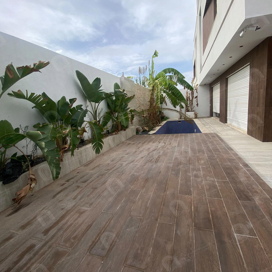 A louer villa s+2 à la soukra