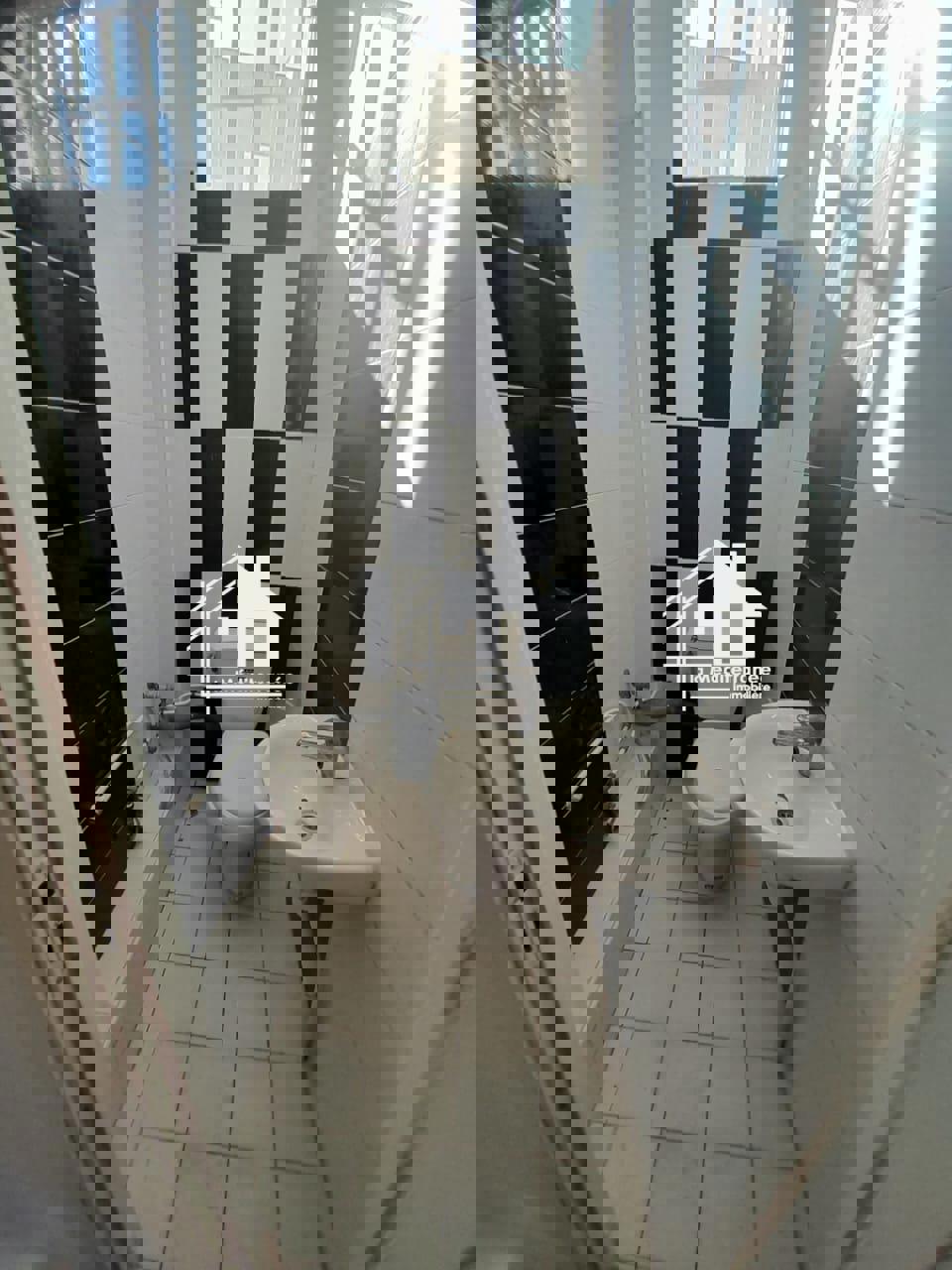 A louer un local commercial a boumhal