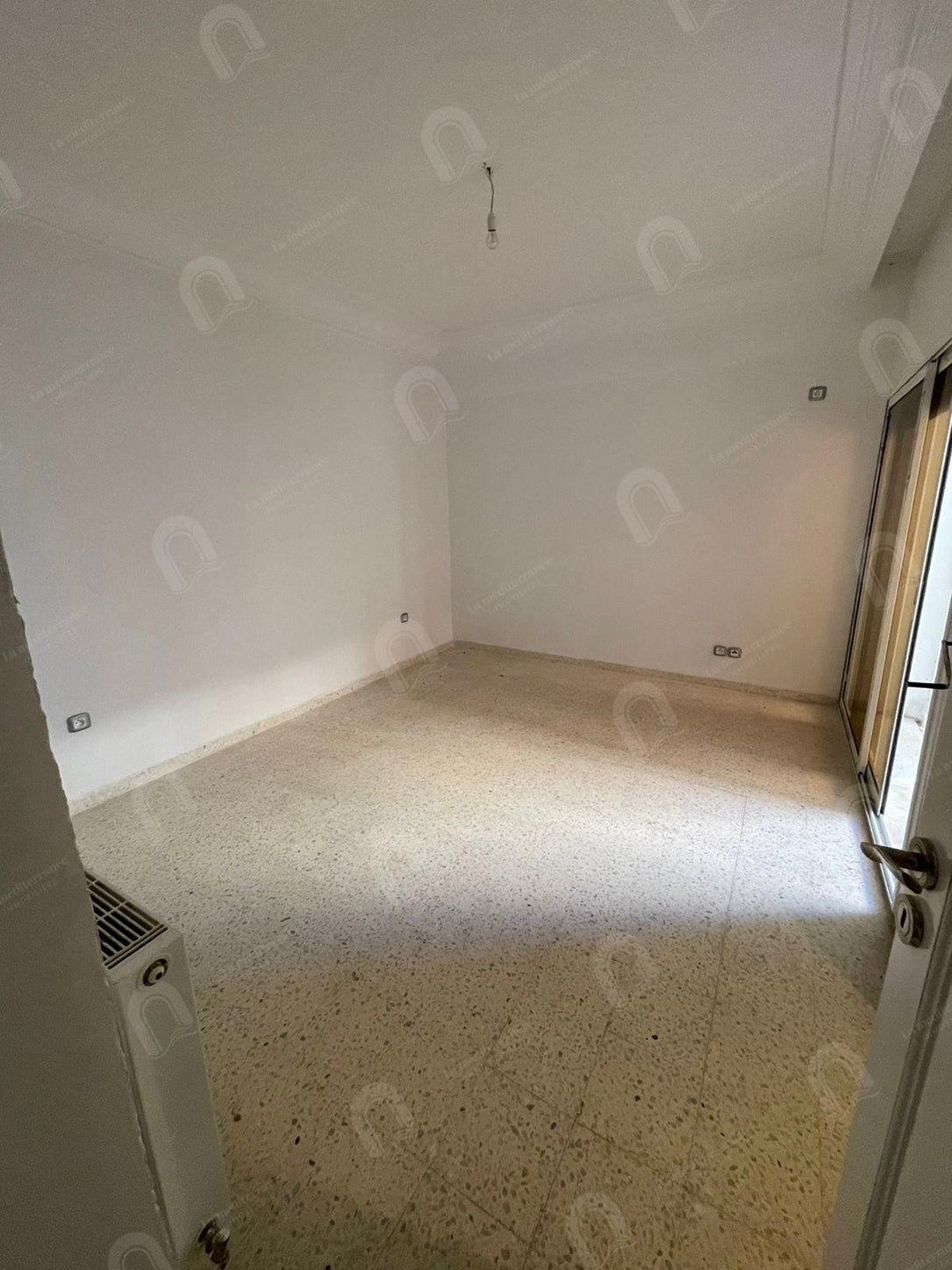 à louer un appartement s+2 aux jardins d'el menzah 2