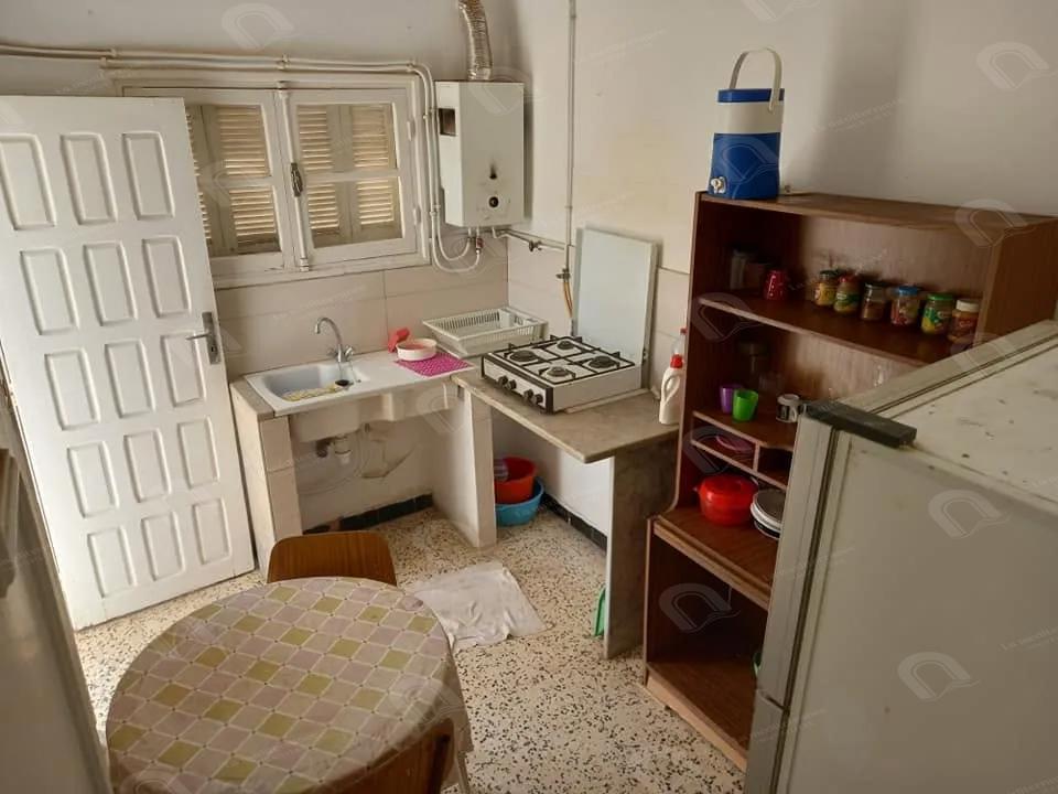 A louer un appartement S+2 meublé