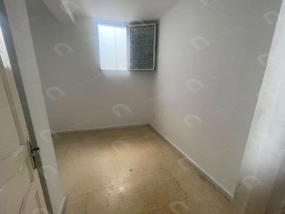 A louer appartement S+2 au beb ljazira