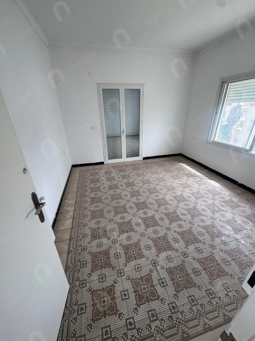 A louer étage de villa S+2 à bayrem etounssi