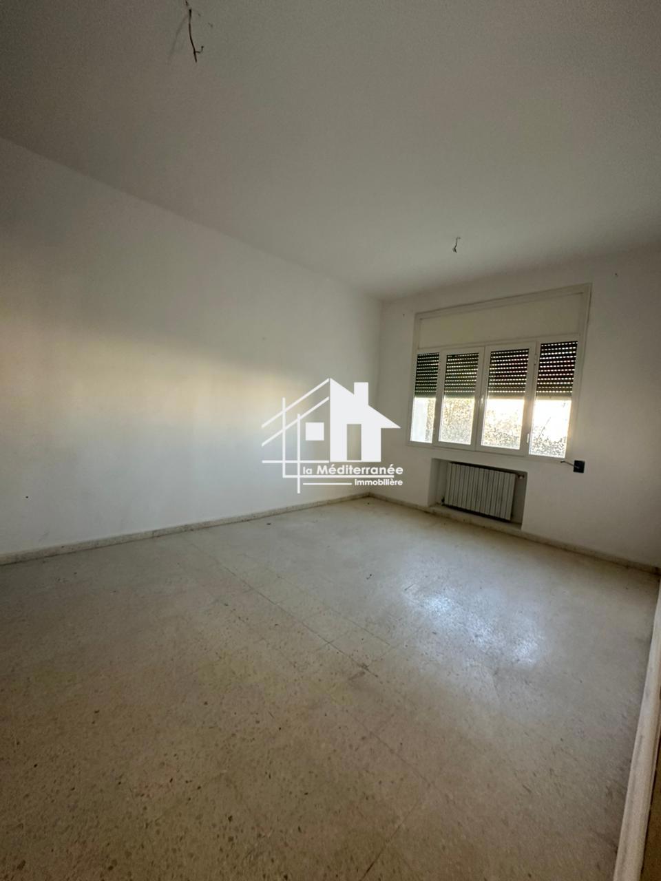 Etage de villa à Mégrine Jawhra