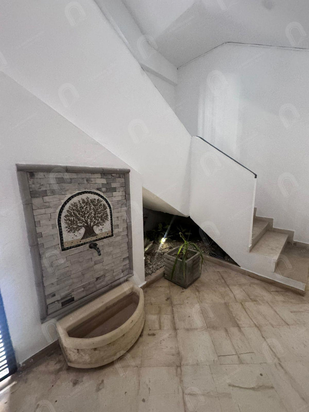 A louer un appartement S+3 hst meublé à denden
