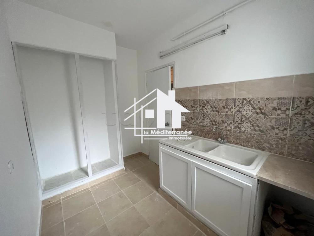 A louer appartement s+2 à cité Khadra