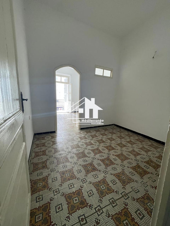 A vendre appartement s3 au centre ville Tunis