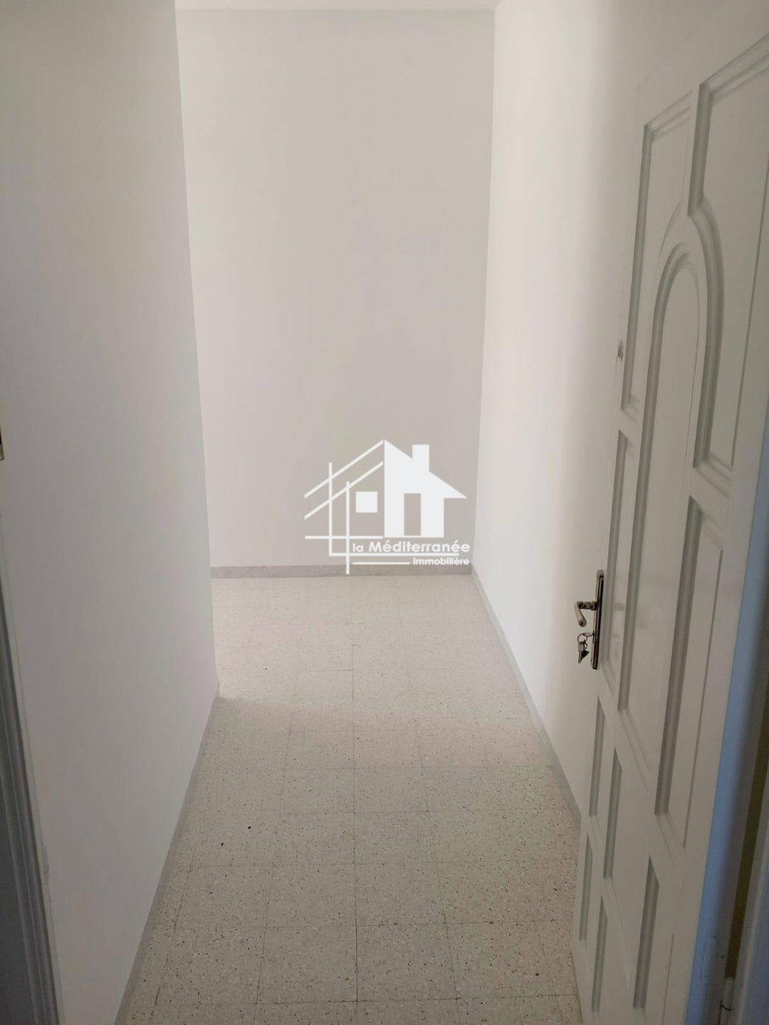 A louer étage de villa S+2 à manouba