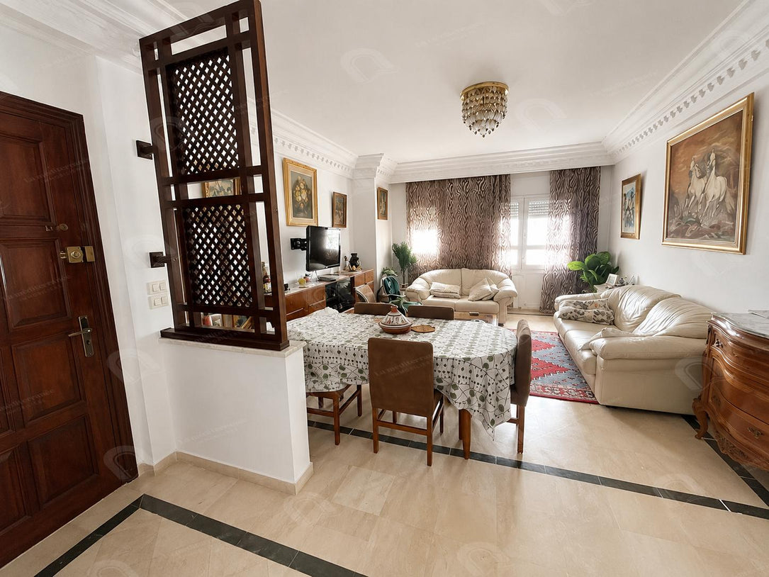 À Vendre – Appartement s+2 à cité Ennasr 2