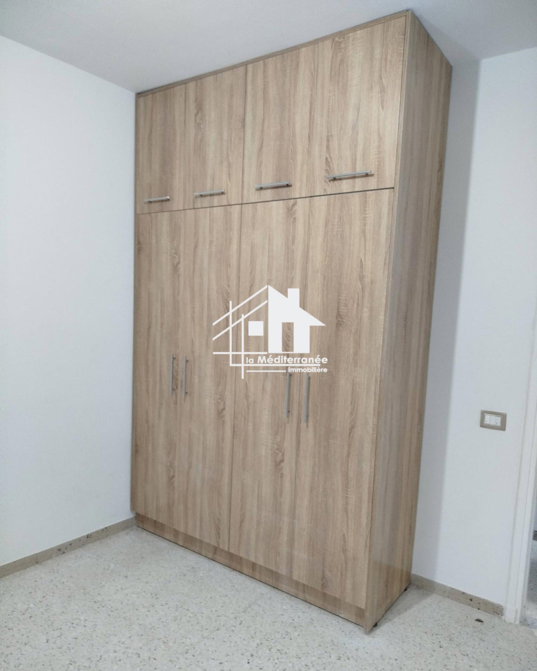 à vendre un appartement s+3 au Manar 2