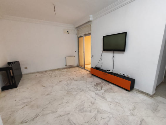 A vendre S+1 a cité Wahat