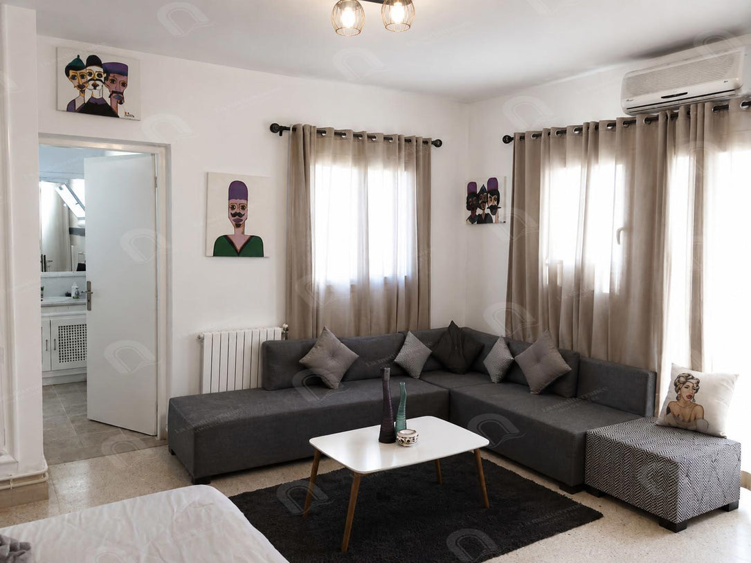 Etage de villa S3 meublé à Marsa cailloux