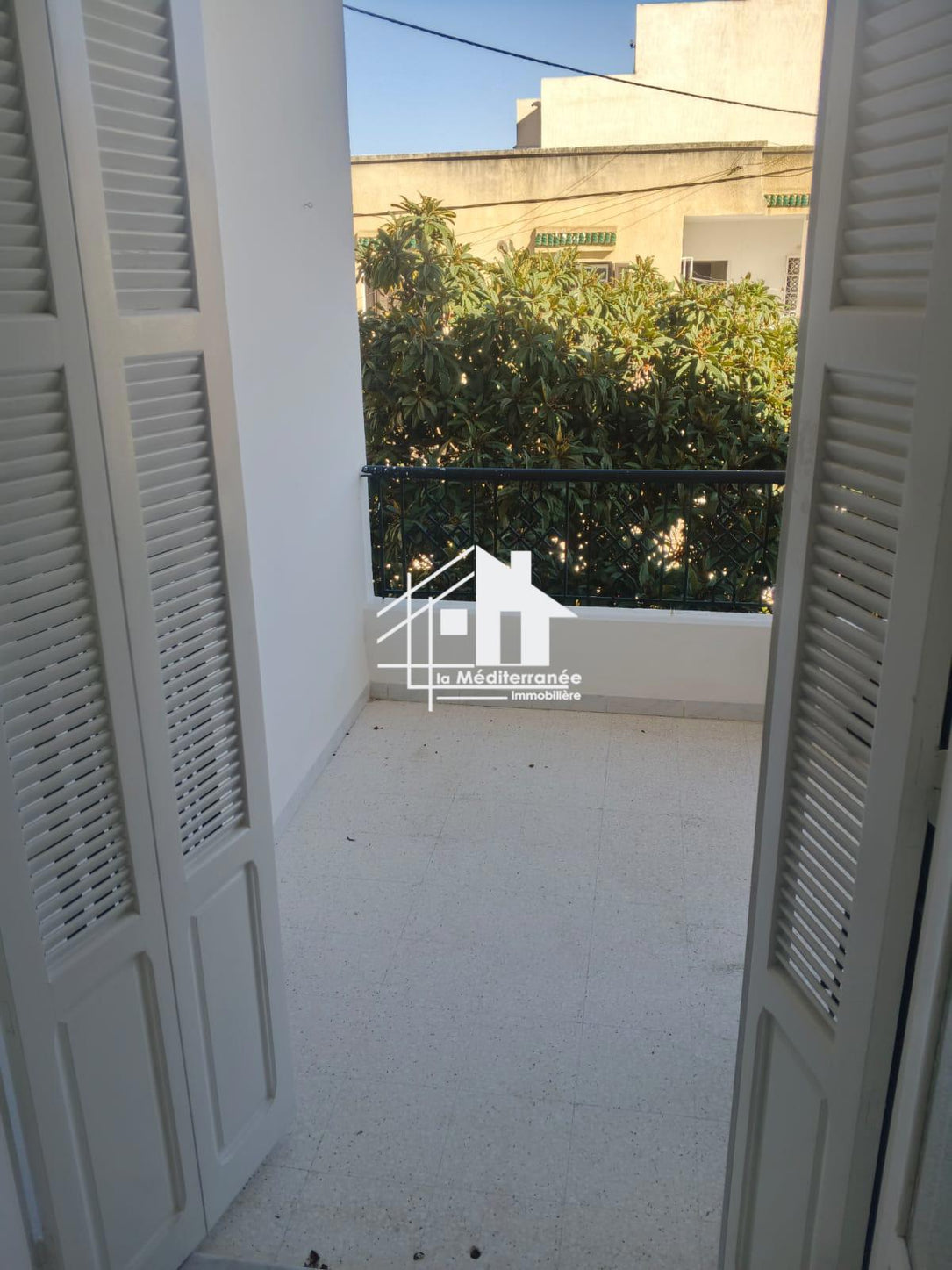 A louer étage de villa S+2 à manouba