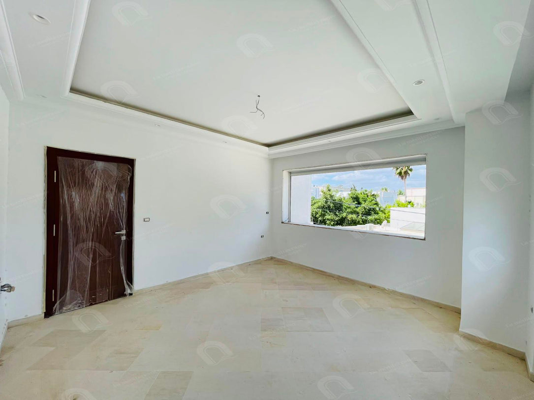 Villa a vendre à chotrana 3