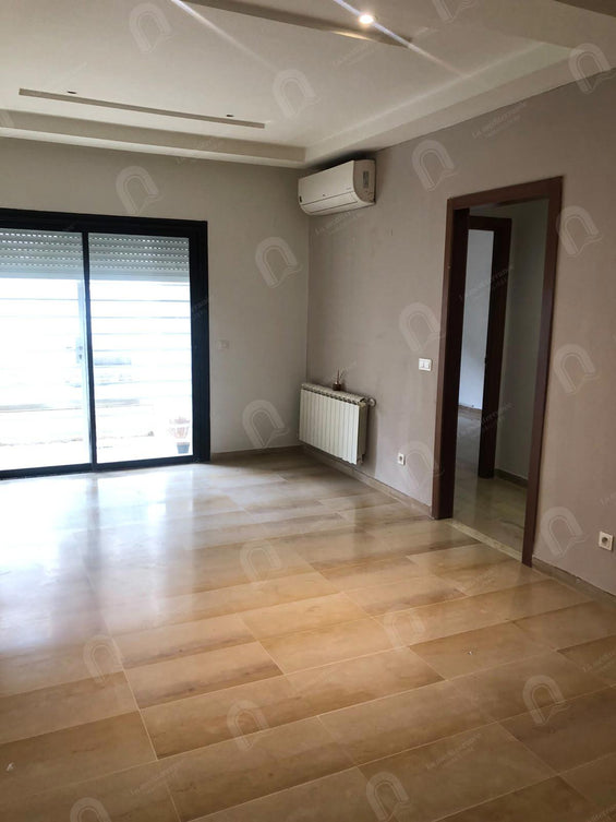 A louer un appartement s+1 à cité ennser 2