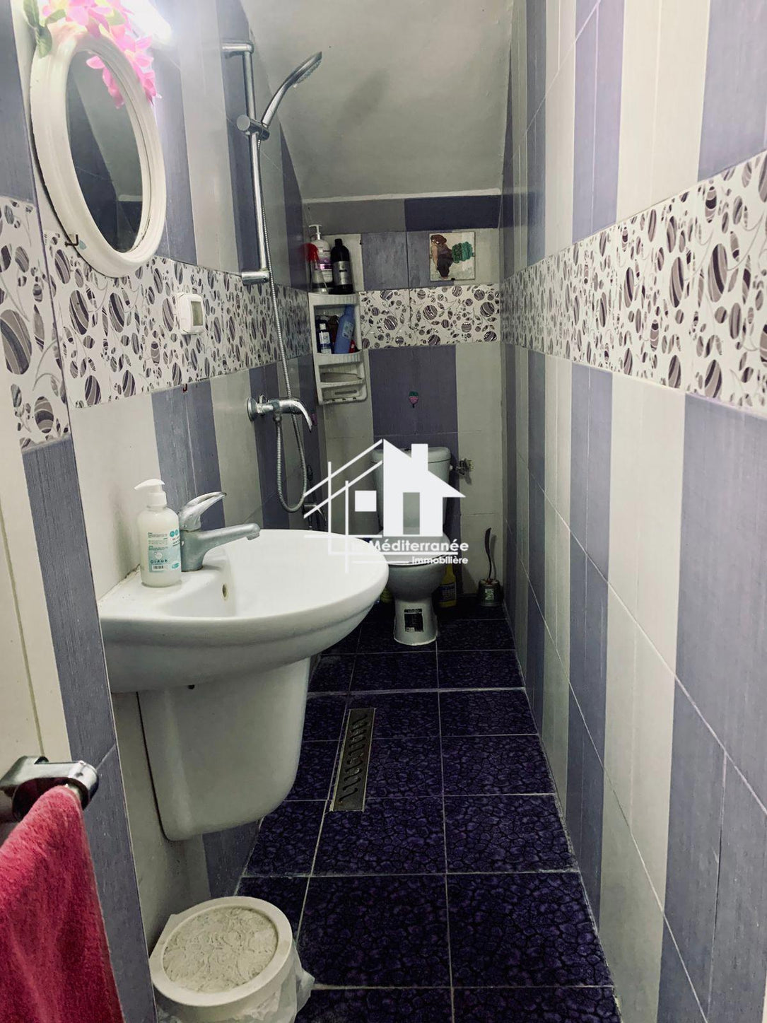 A vendre duplex S+4 à bayrem  etounsi