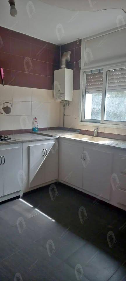 à louer un étage de villa meublé