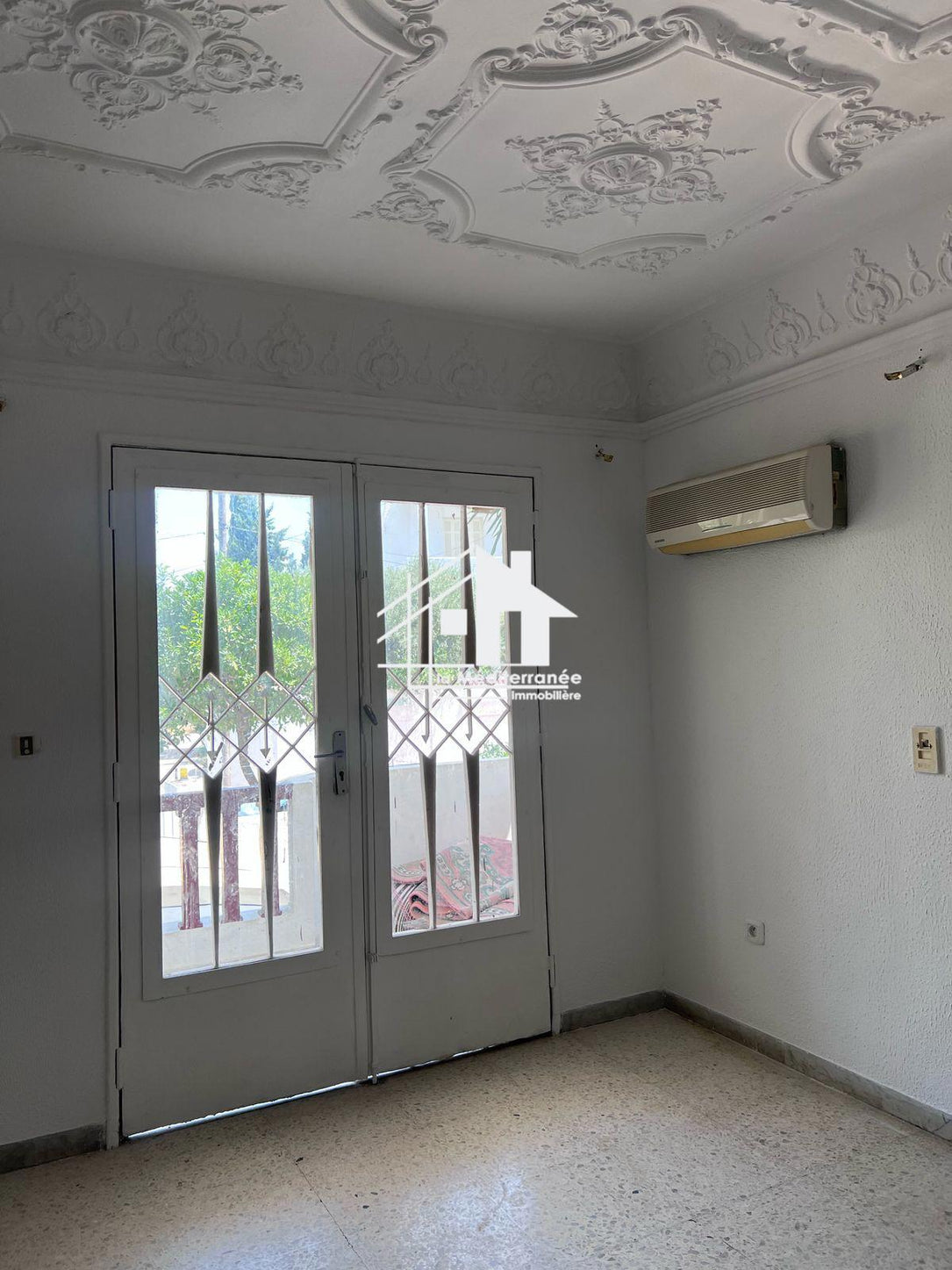 A louer villa S+6 au Bardo cité rommana
