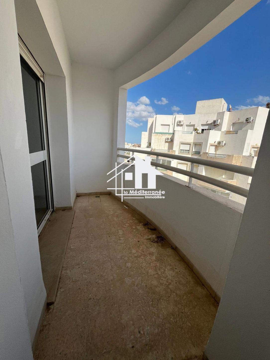 A louer un appartement s+3 a ennaser 2