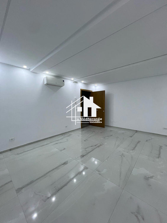 a louer appartement s+2 hst à manouba