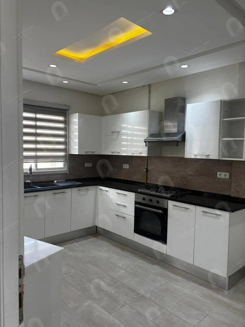 A louer un appartement s+2 à Manar 1