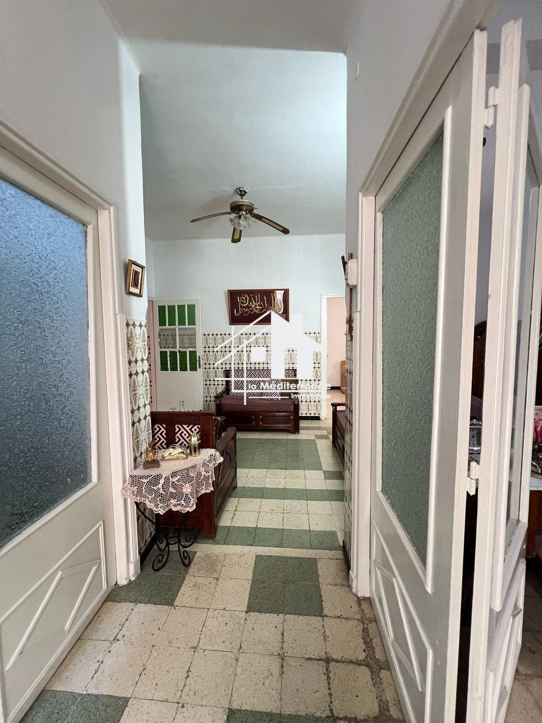 À vendre villa avec deux appartements,studio et jardin à saint clément bardo
