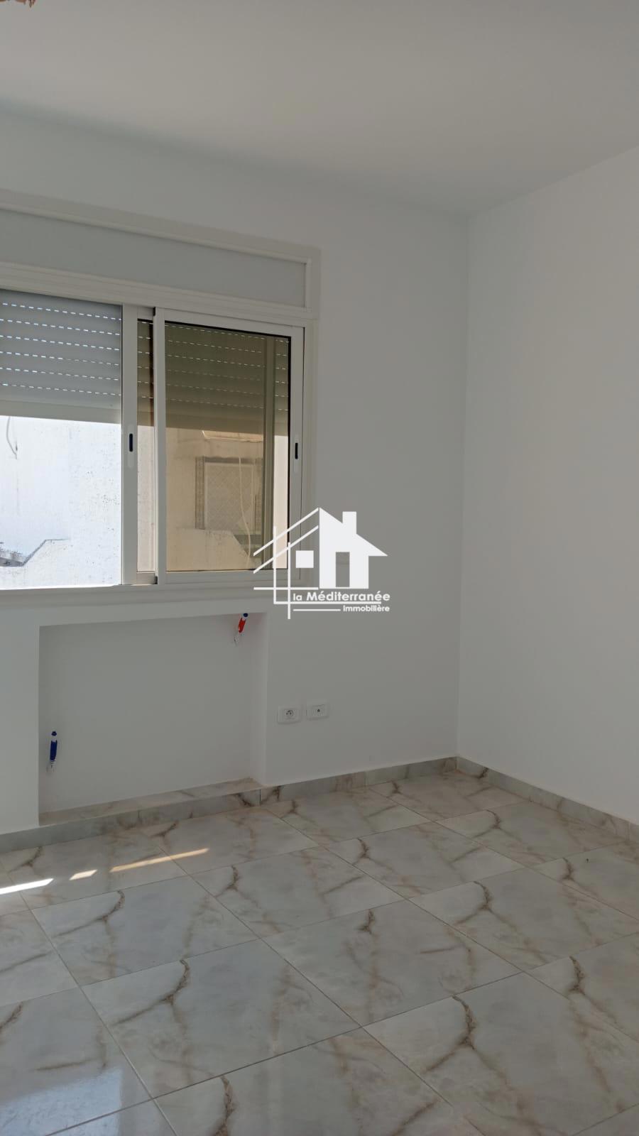 A louer appartement s+1 à cité Ennasr
