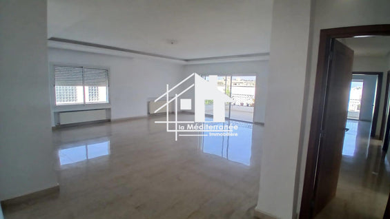 appartement S+3 à Jardin de carthage