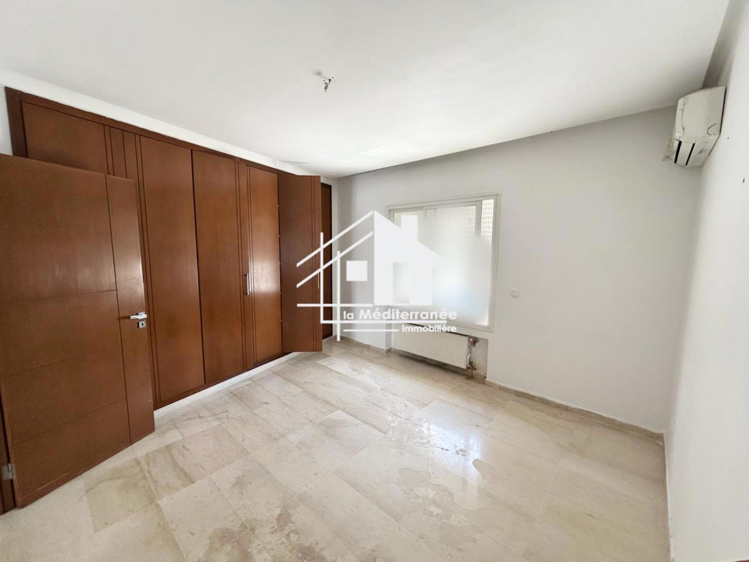 A louer un appartement s+1 à jardin d'el menzah2
