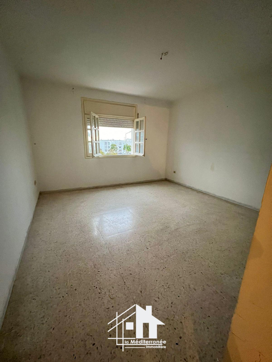 A vendre appartement S+3 à el Agba ben Mahmoud